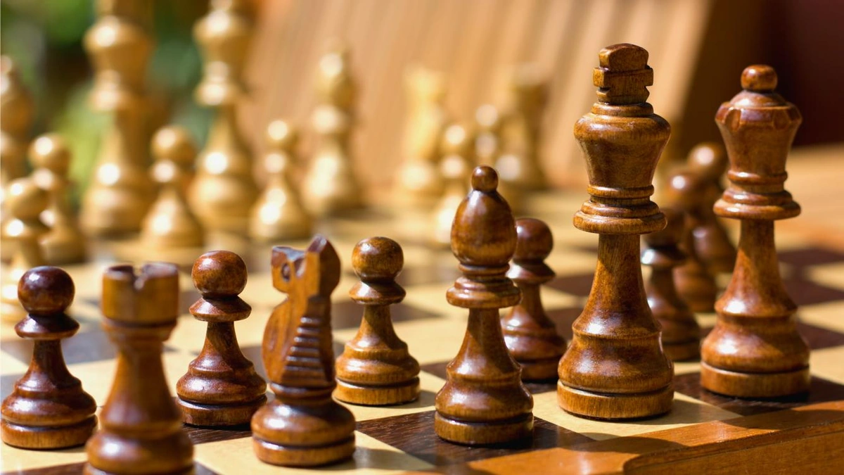 Kasparov Extends Lead; Anand Loses on Time in Clutch Chess Day 2 1 The Pressure Cooker of Clutch Chess